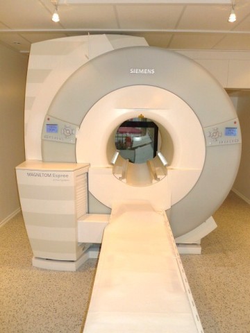 Magnetic Resonace Tomography